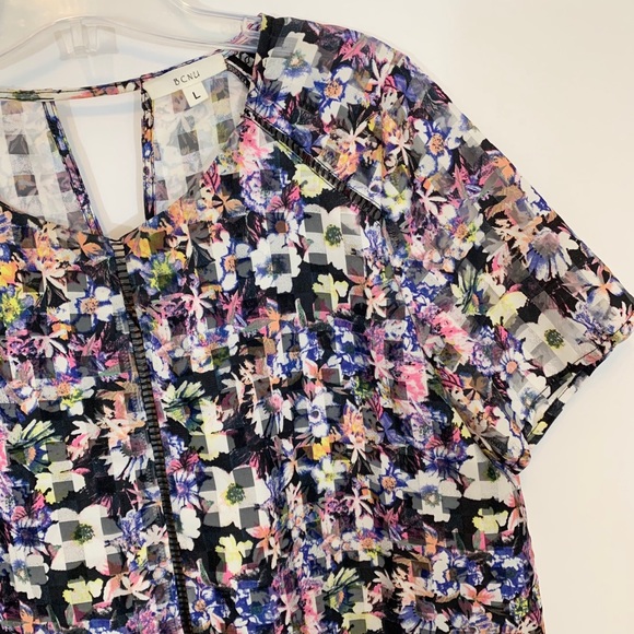BCNU Semi-Sheer Floral Print Top blouse - Picture 2 of 8